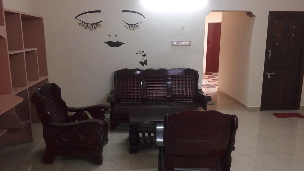 Sabri Guest House Tiruvannāmalai Exteriör bild